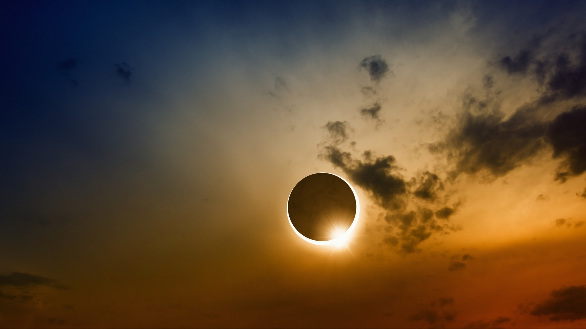 Solar Eclipse AdobeStock_79399902