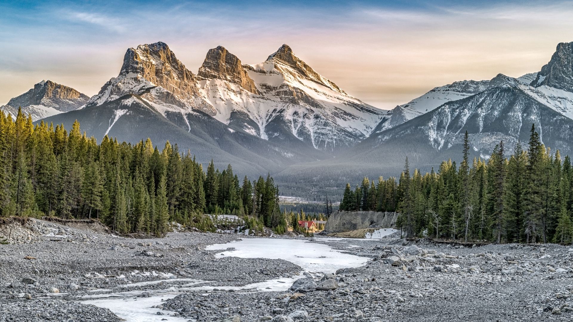 Three Sisters Mountain